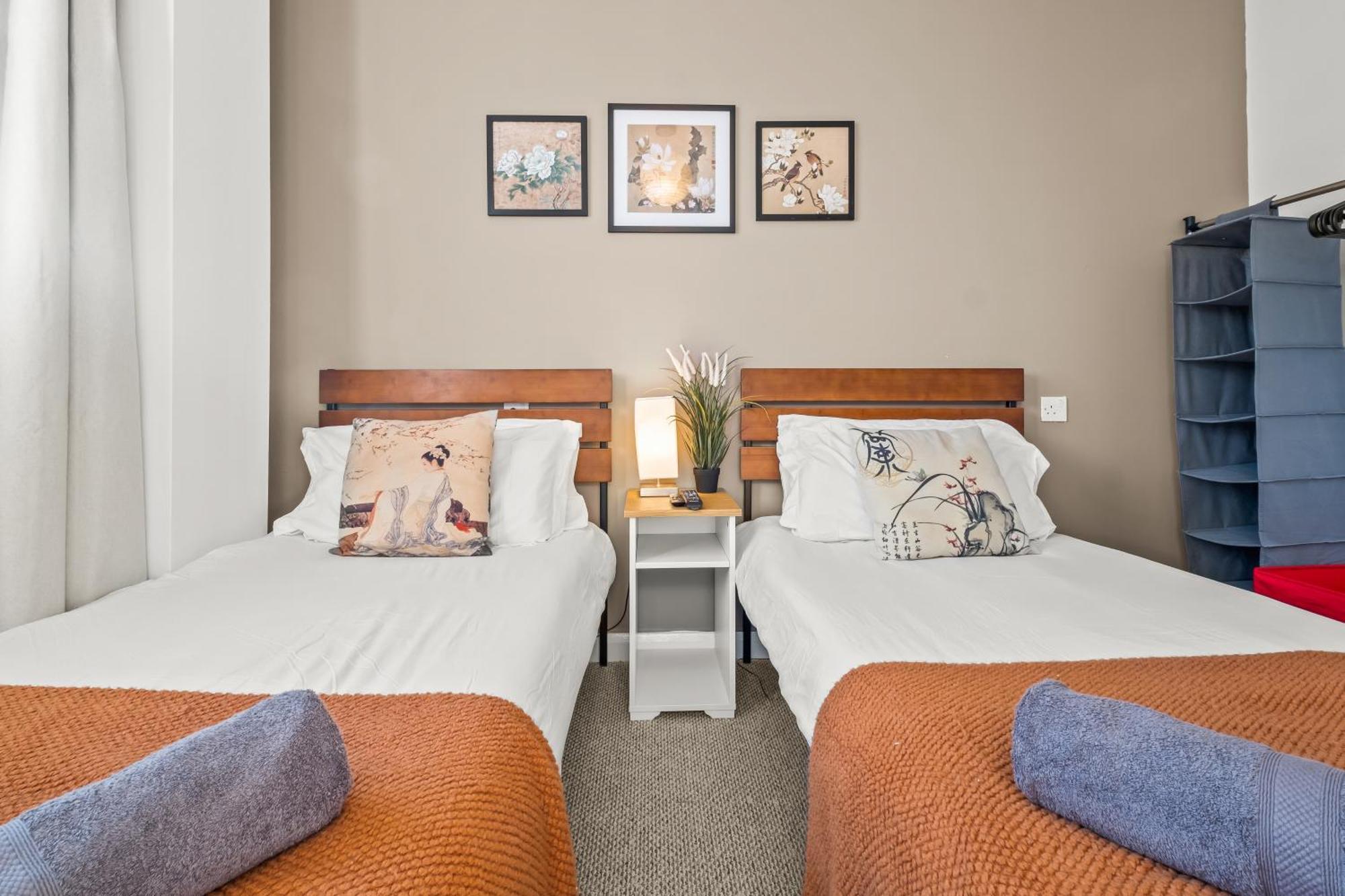 Pan Asian Free Parking And Balcony With Cityview * Birmingham