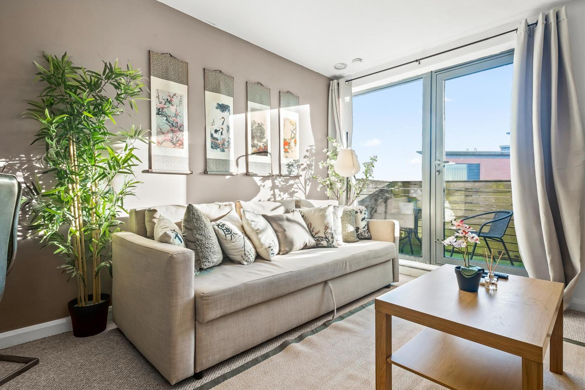 Apartment Pan Asian Free Parking And Balcony With Cityview *