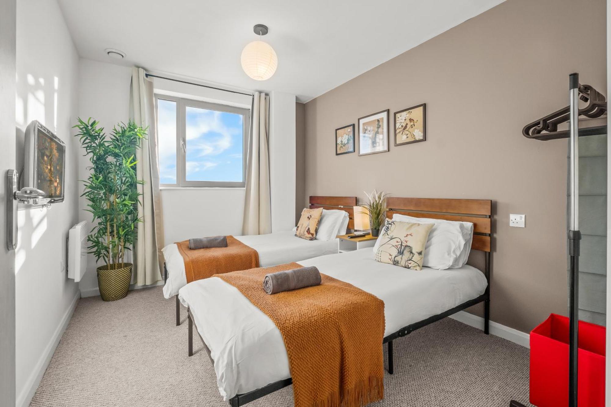 Apartment Pan Asian Free Parking And Balcony With Cityview *
